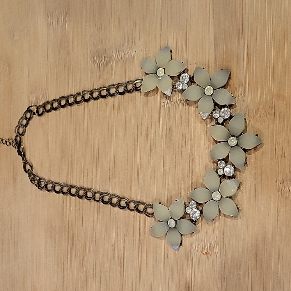 Flower Necklace